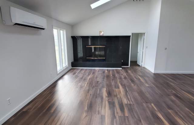 5336 Mansfield Avenue - 2