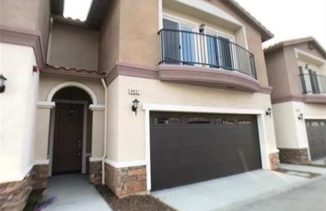 4432 Lilac Circle