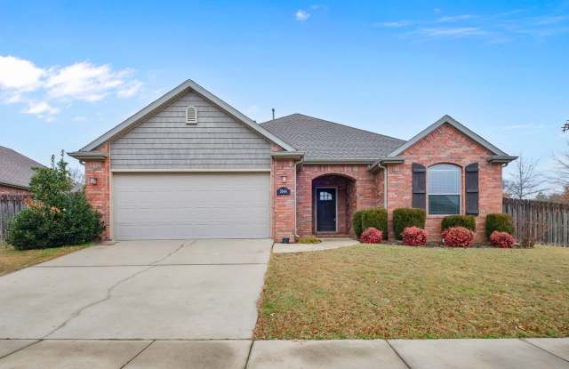 Don’t miss this stunning 3 bed 2 bath home. Schedule your showing today!
