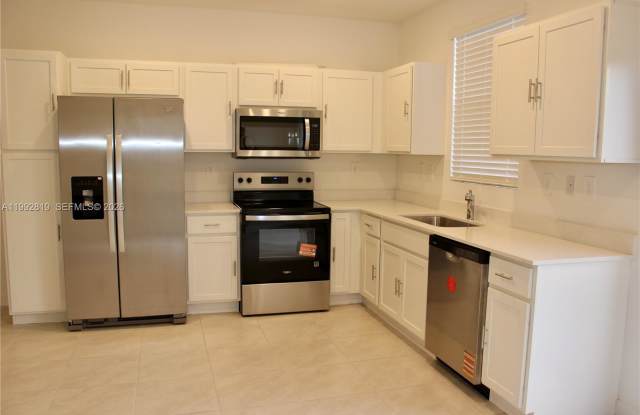 359 Northeast 16th Street
