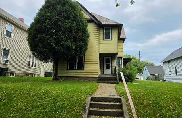 1322 Jefferson Ave.
