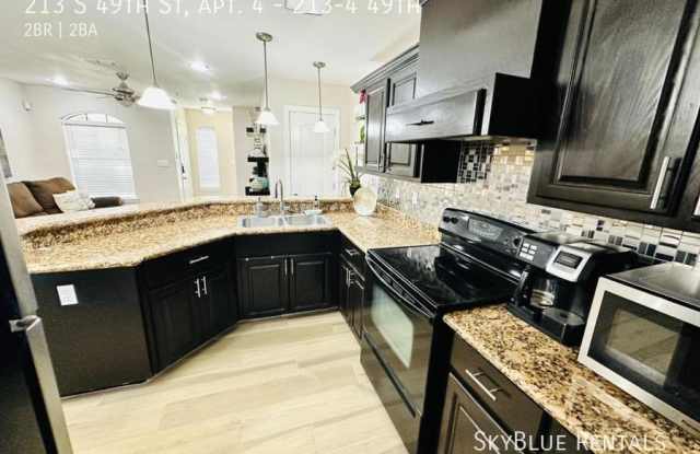 213 S 49th St