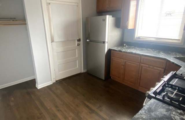 6501 W School Street