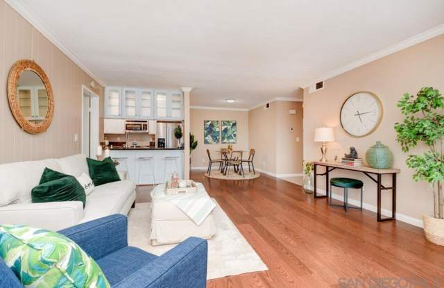 Fully Renovated 2 Bedroom 2 Bathroom Condo on the Water!