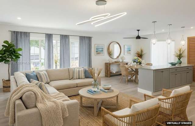 Photo of 5209 NW 18th St