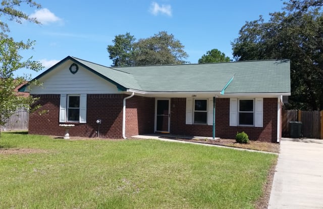 1201 Desert Storm Dr - 1201 Desert Storm Drive, Hinesville, GA 31313