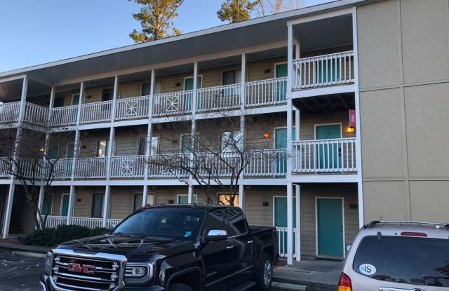 4754 Seahawk Sq C11