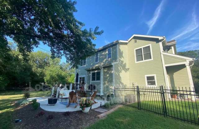 1809 Myers Court