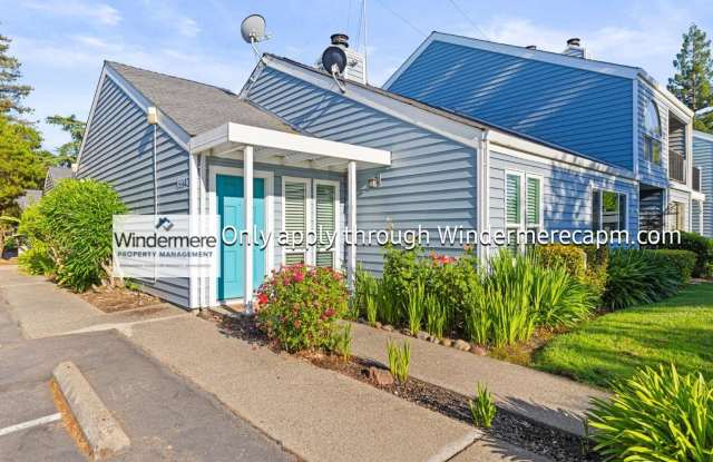 Beautiful Townhome in Orangvale