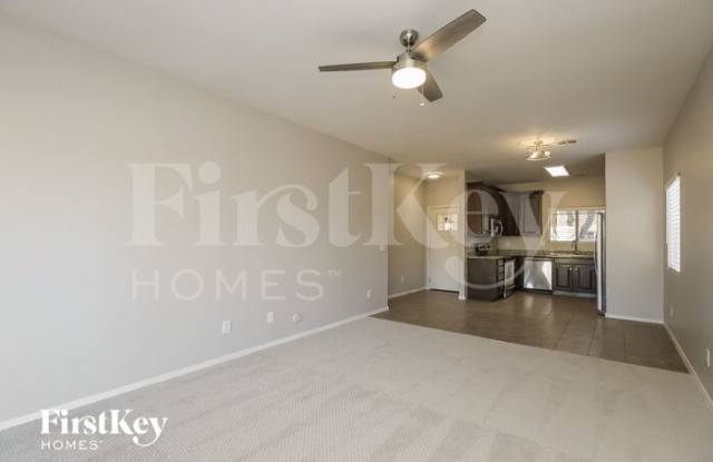 1886 East Renegade Trail