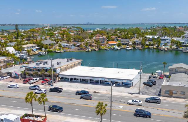 Photo of 4227 Gulf Blvd