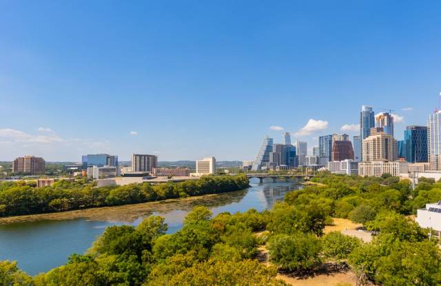 Photo of Luxury 2 bedroom, 2.5 bathroom Downtown Condo with Panoramic Views!!!