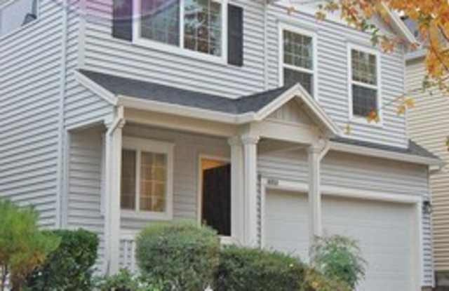 Contemporary Home Close to Intel  Nike!! Pet Friendly, Central Air