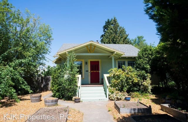 5215 SE Harold Street - 5215 Southeast Harold Street, Portland, OR 97206