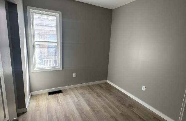 104 Hatch Street - 102 Hatch st