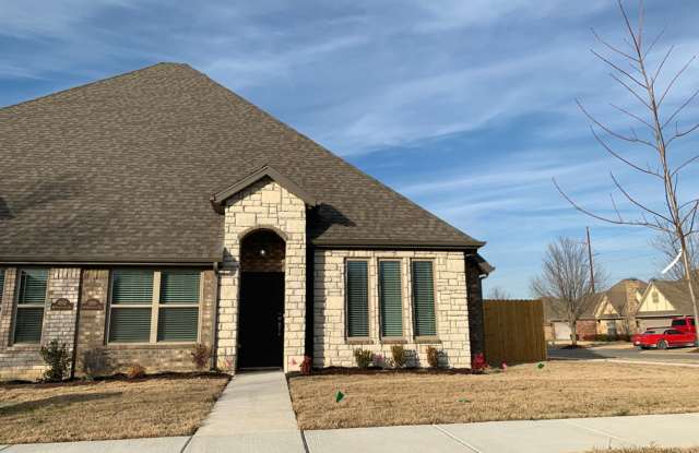 Executive Townhome in Bentonville