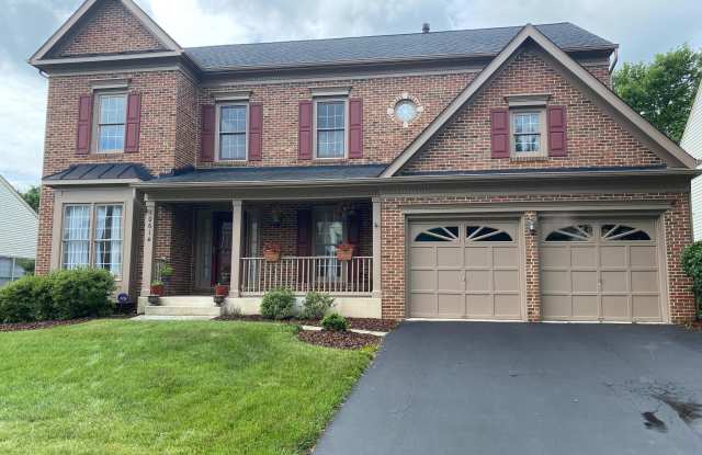 10614 MAPLECREST LANE
