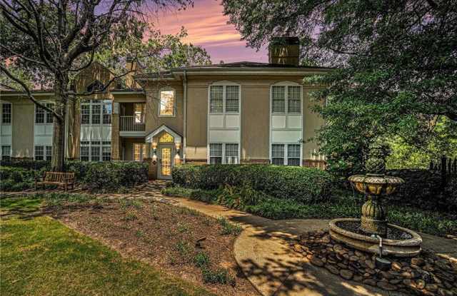 240 Renaissance Parkway NE