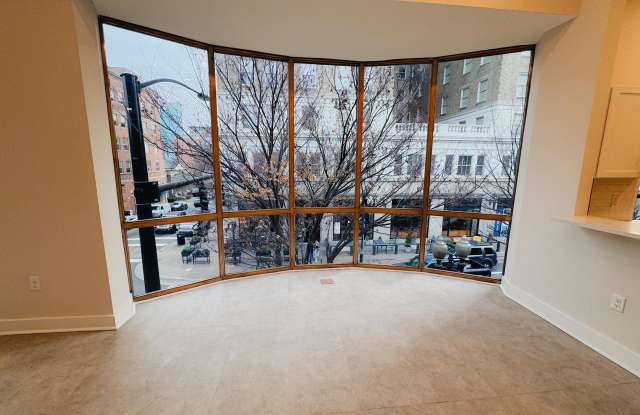 Chatham Place Apartments, Downtown Winston-Salem