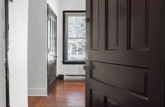 784 Woodruff Place East Drive