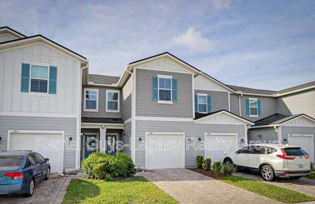 300 Brandon Lakes Drive