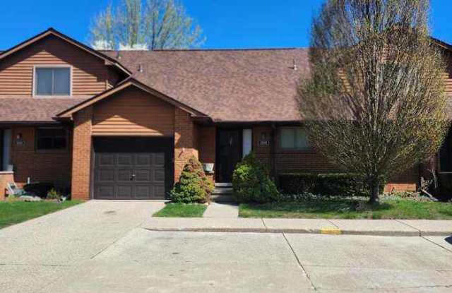 3668 Old Creek Road