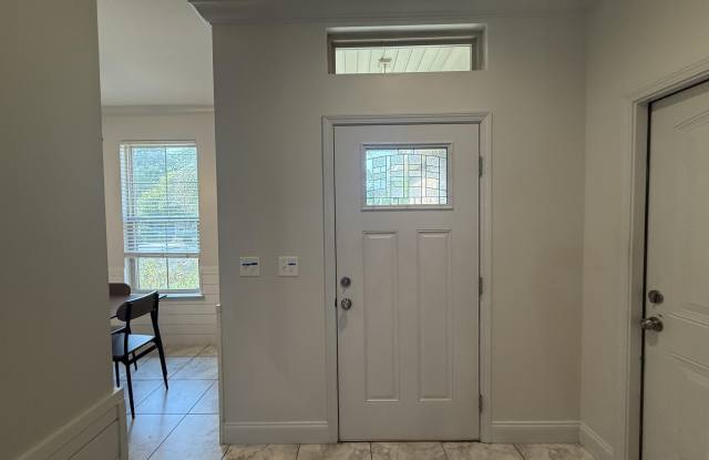 411 Niceville Avenue