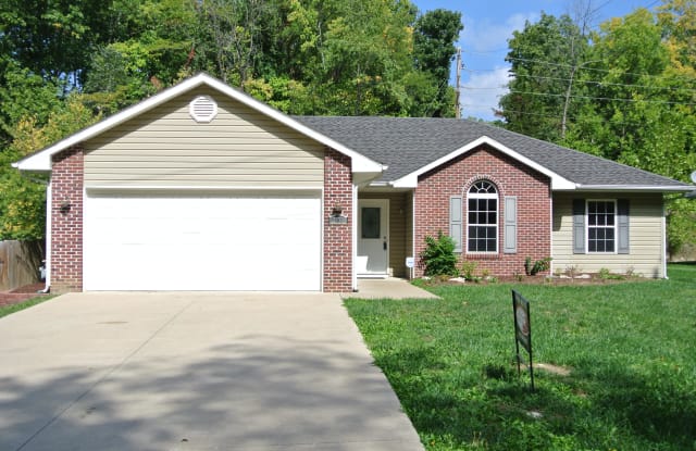 703 W OLD PLANK RD - 703 West Old Plank Road, Columbia, MO 65203