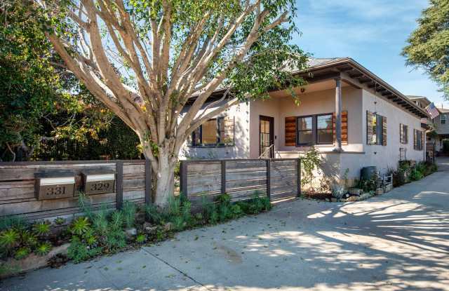 Photo of Gorgeously Restored Downtown Home!