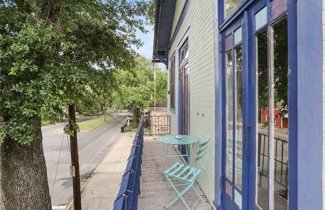 413 OPELOUSAS Avenue