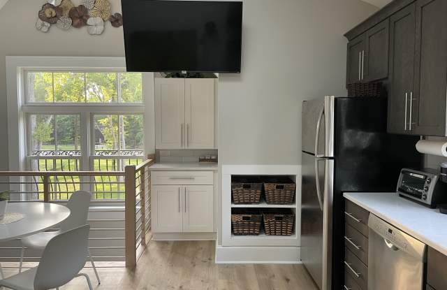 8600 Island Point Road