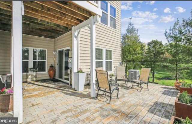 15723 QUINCE TRACE Terrace