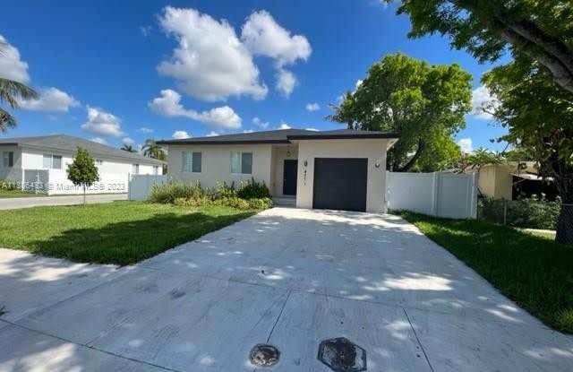 4071 SW 52nd St