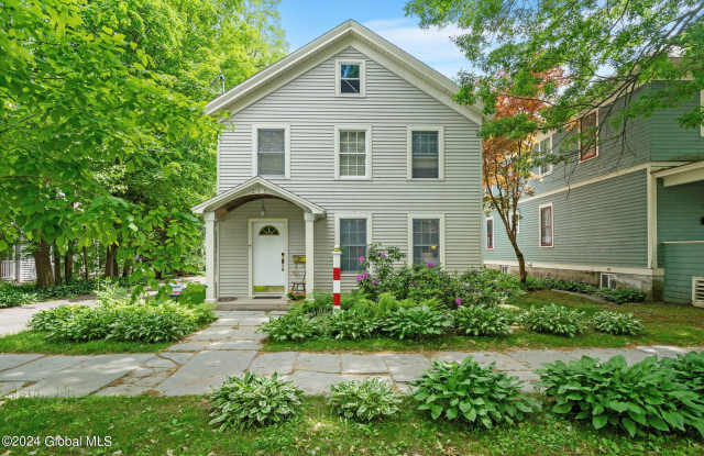 246 Caroline Street