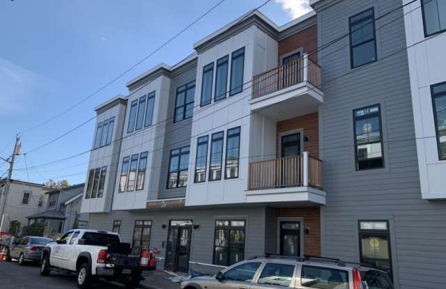 173 Everett St.