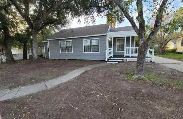 1151 Logan Ave - 1151 Logan Avenue, Corpus Christi, TX 78404