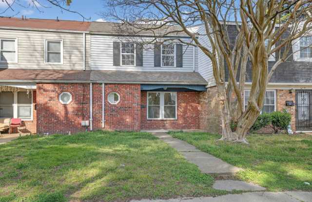 Updated 3BR Home in Virginia Beach with Modern Finishes & Prime Location