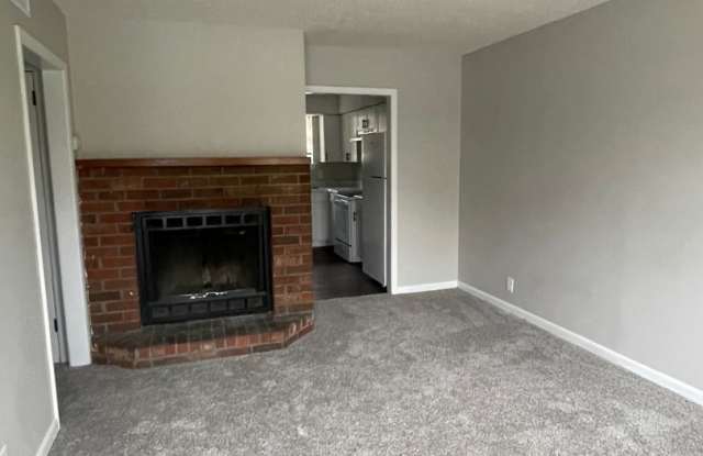 Totally Renovated 2 Bedroom Home Close to Downtown Nashville!