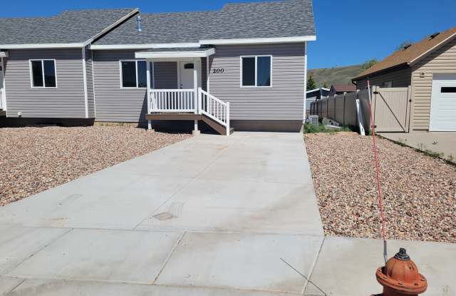 200 Gannett Dr