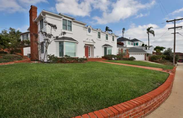 Photo of Stunning Point Loma Home with Downtown/Bay Views