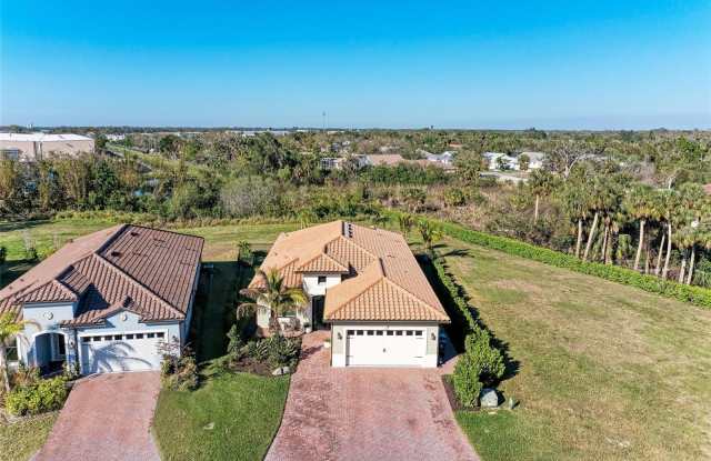 Photo of 2322 5TH STREET E