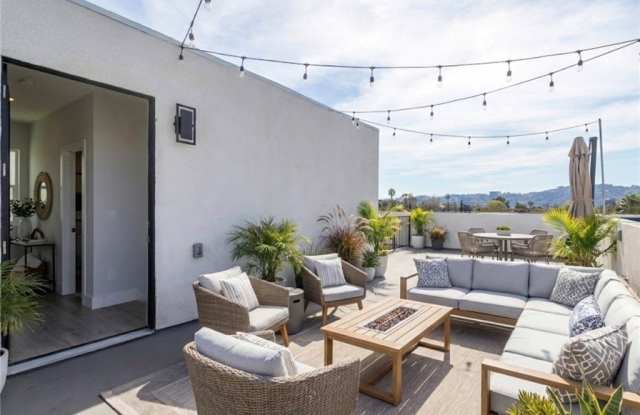 5130 Riverton Avenue