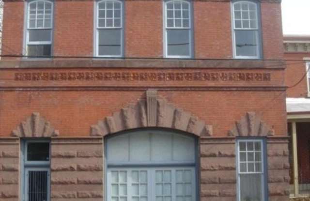 2837 CAMBRIDGE STREET