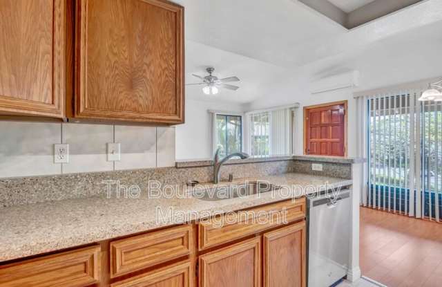 98-1807 Kaahumanu Street