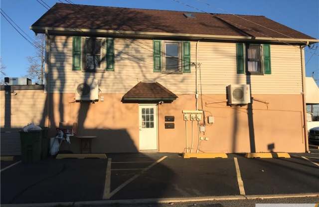 1812-181 Rt 35 Highway