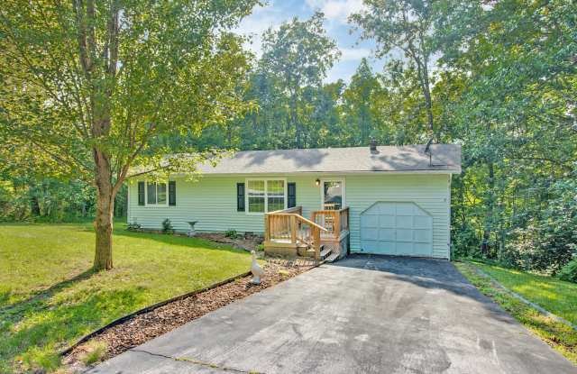 Photo of 169 Lakeshire Drive