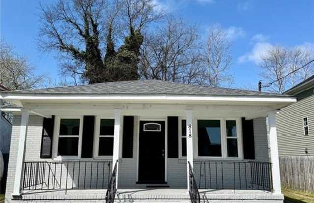 818 W 34th Street