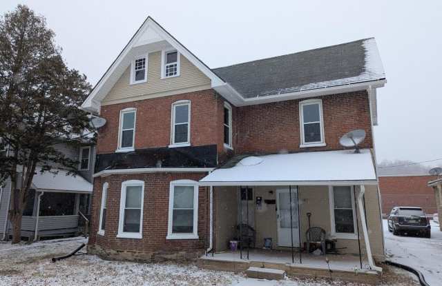 1612 MEMORIAL Avenue unit: 2Nd Floor