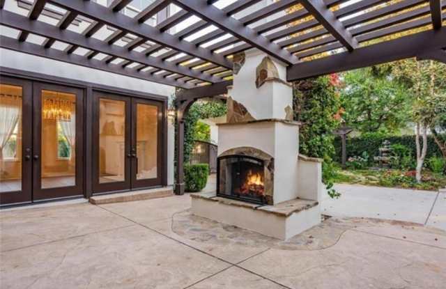 4151 Prado De Los Zorros