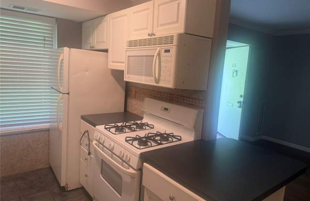 5 Laramie court unit: 5